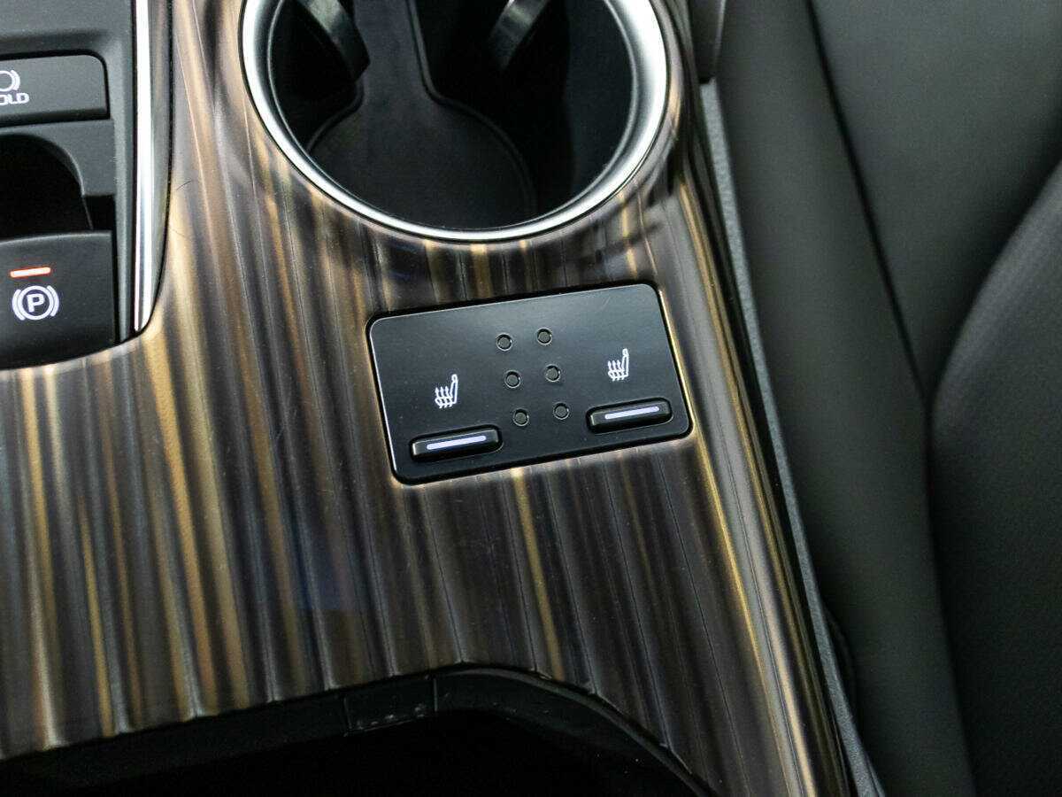 Toyota Camry б/у, 2020, Автоматическая. Фото: #17