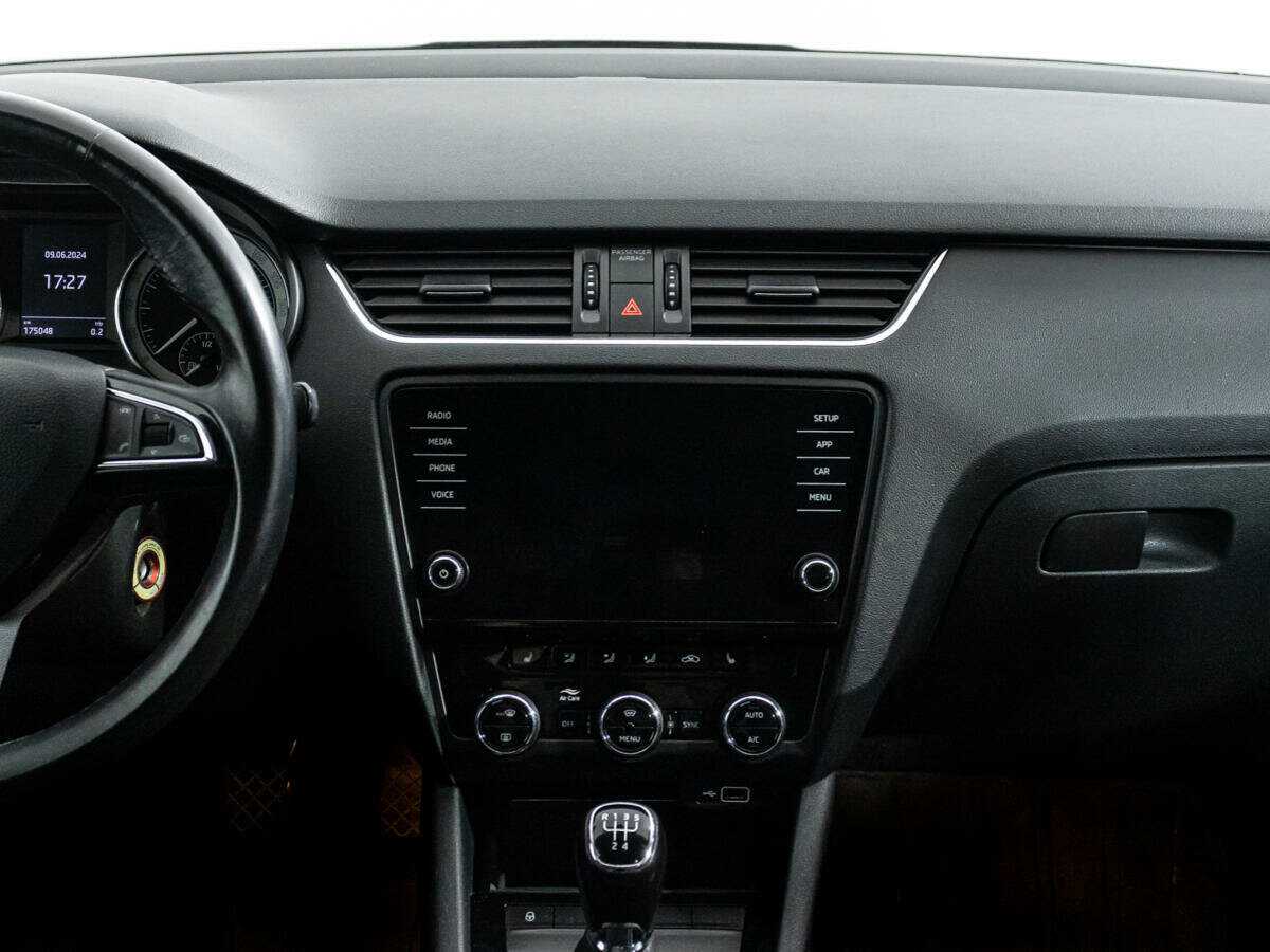 Шкода Октавия б/у, 2018, Механическая. Фото: #13