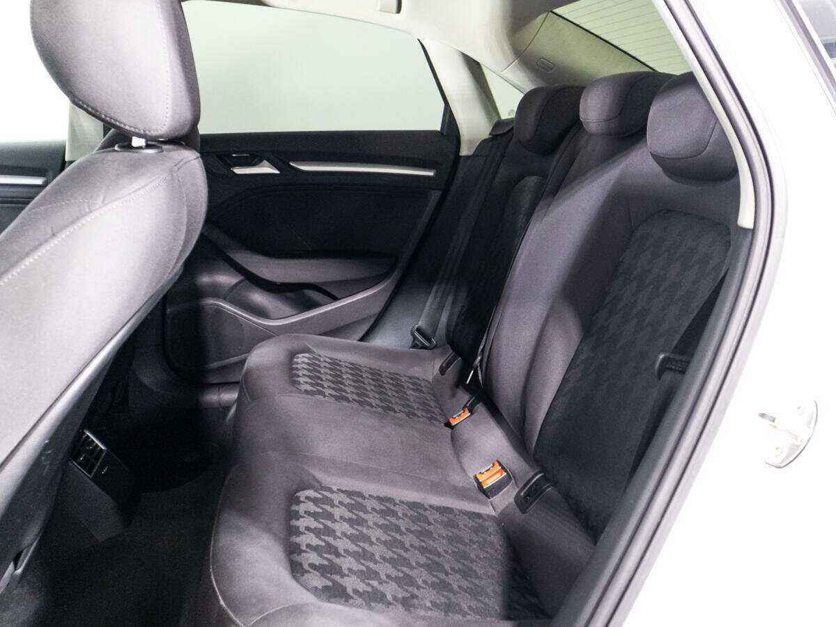 Audi A3 б/у, 2015, Роботизированная. Фото: #9