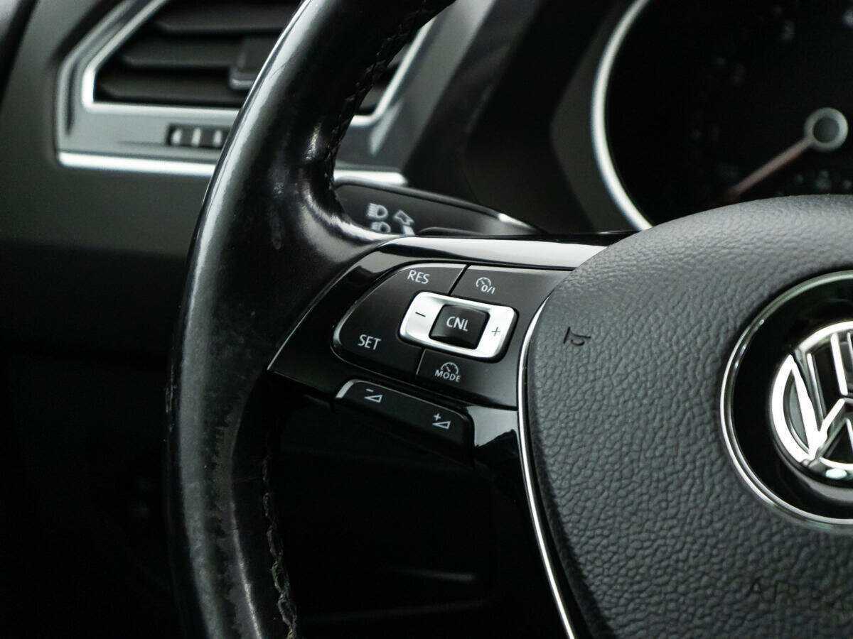 Фольксваген Тигуан б/у, 2017, Роботизированная. Фото: #18