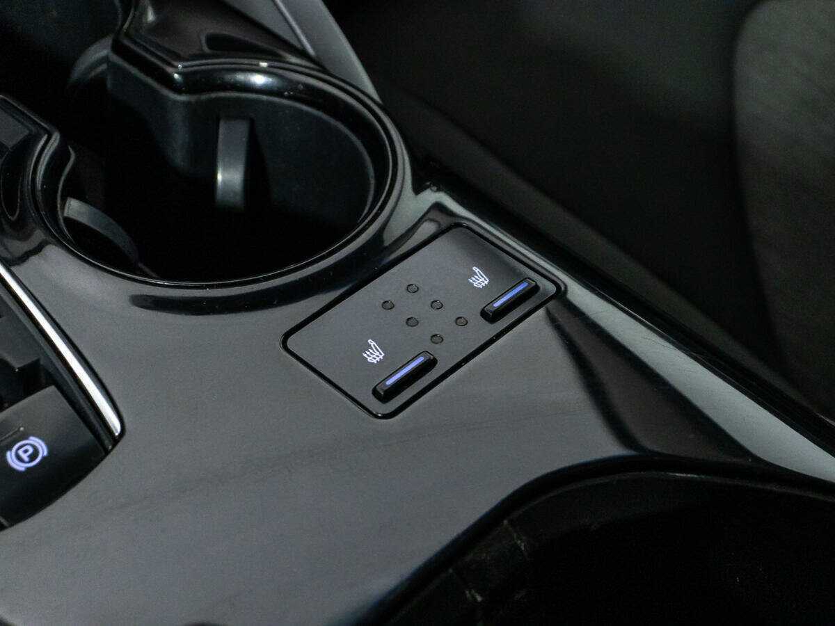 Toyota Camry б/у, 2019, Автоматическая. Фото: #17