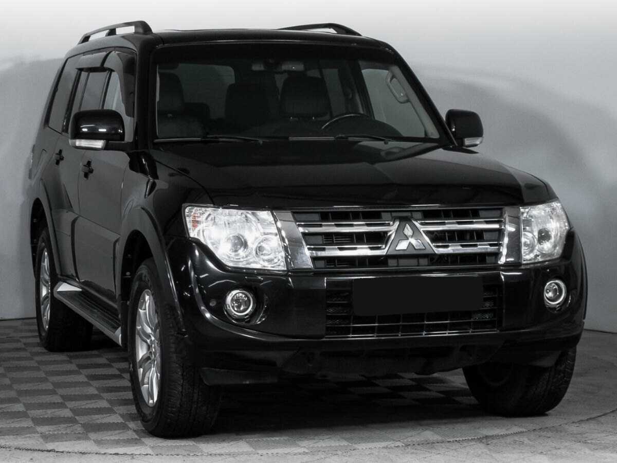 Mitsubishi Pajero б/у, 2014, Автоматическая. Фото: #2