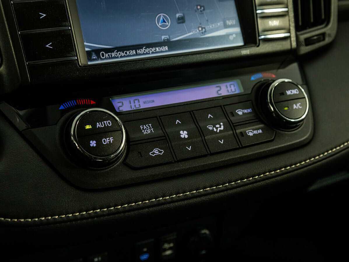 Toyota RAV4 б/у, 2015, Автоматическая. Фото: #19