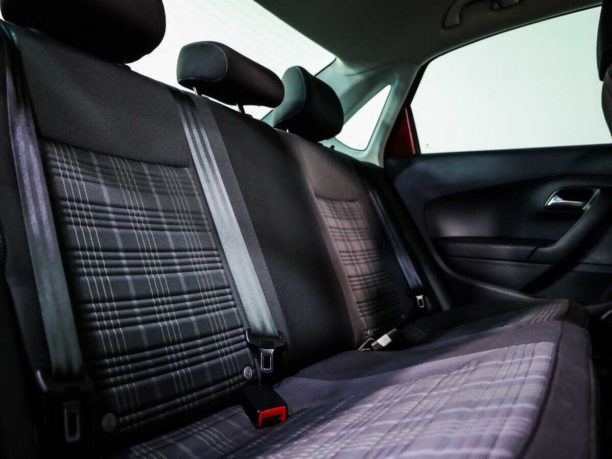 Volkswagen Polo б/у, 2017, Роботизированная. Фото: #11