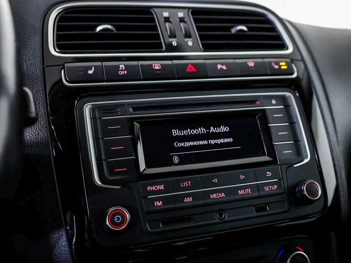 Volkswagen Polo б/у, 2017, Роботизированная. Фото: #12