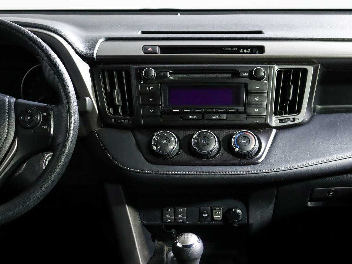 Toyota RAV4 б/у, 2018, Механическая. Фото: #12