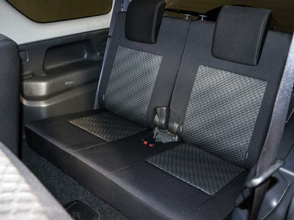 Suzuki Jimny б/у, 2018, Механическая. Фото: #9