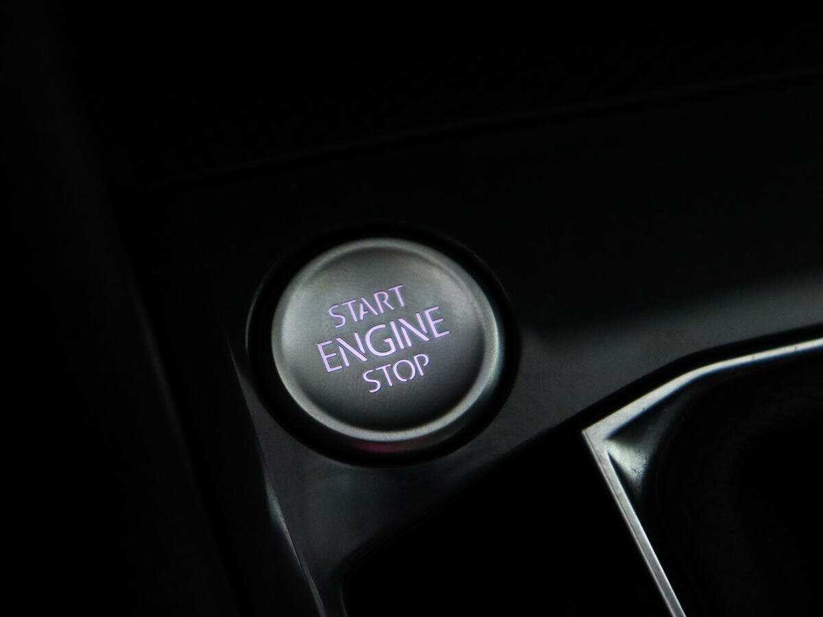 Volkswagen Tiguan б/у, 2021, Роботизированная. Фото: #13