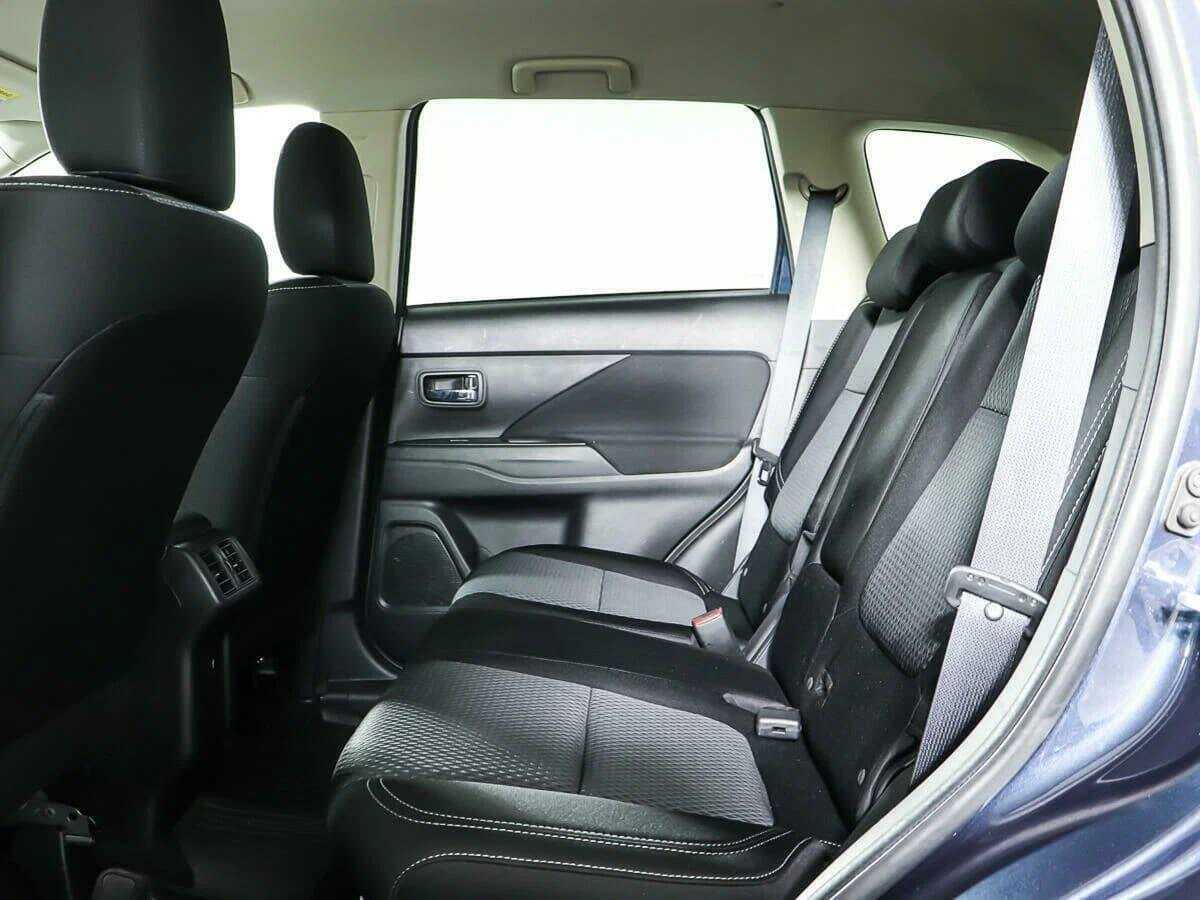 Mitsubishi Outlander б/у, 2019, Вариатор. Фото: #12