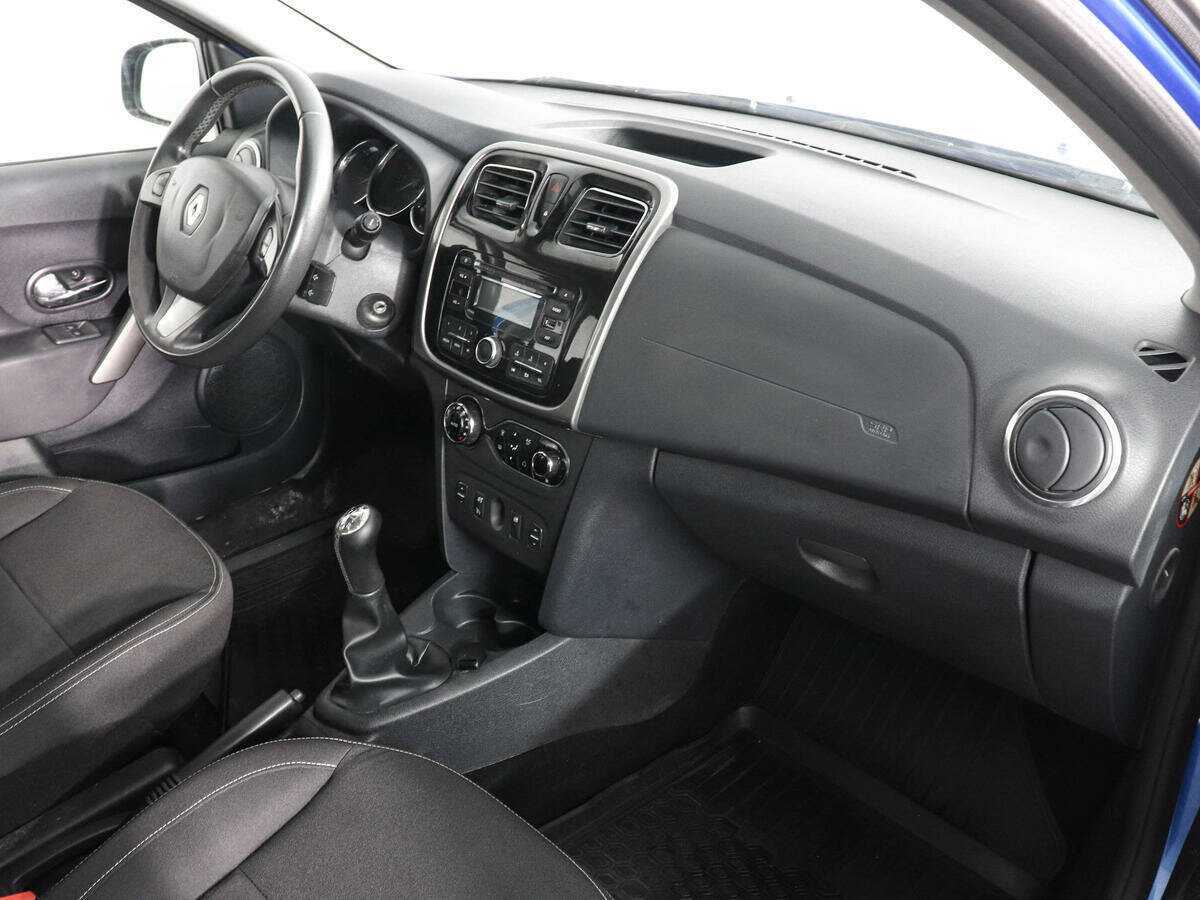 Renault Sandero б/у, 2016, Механическая. Фото: #9