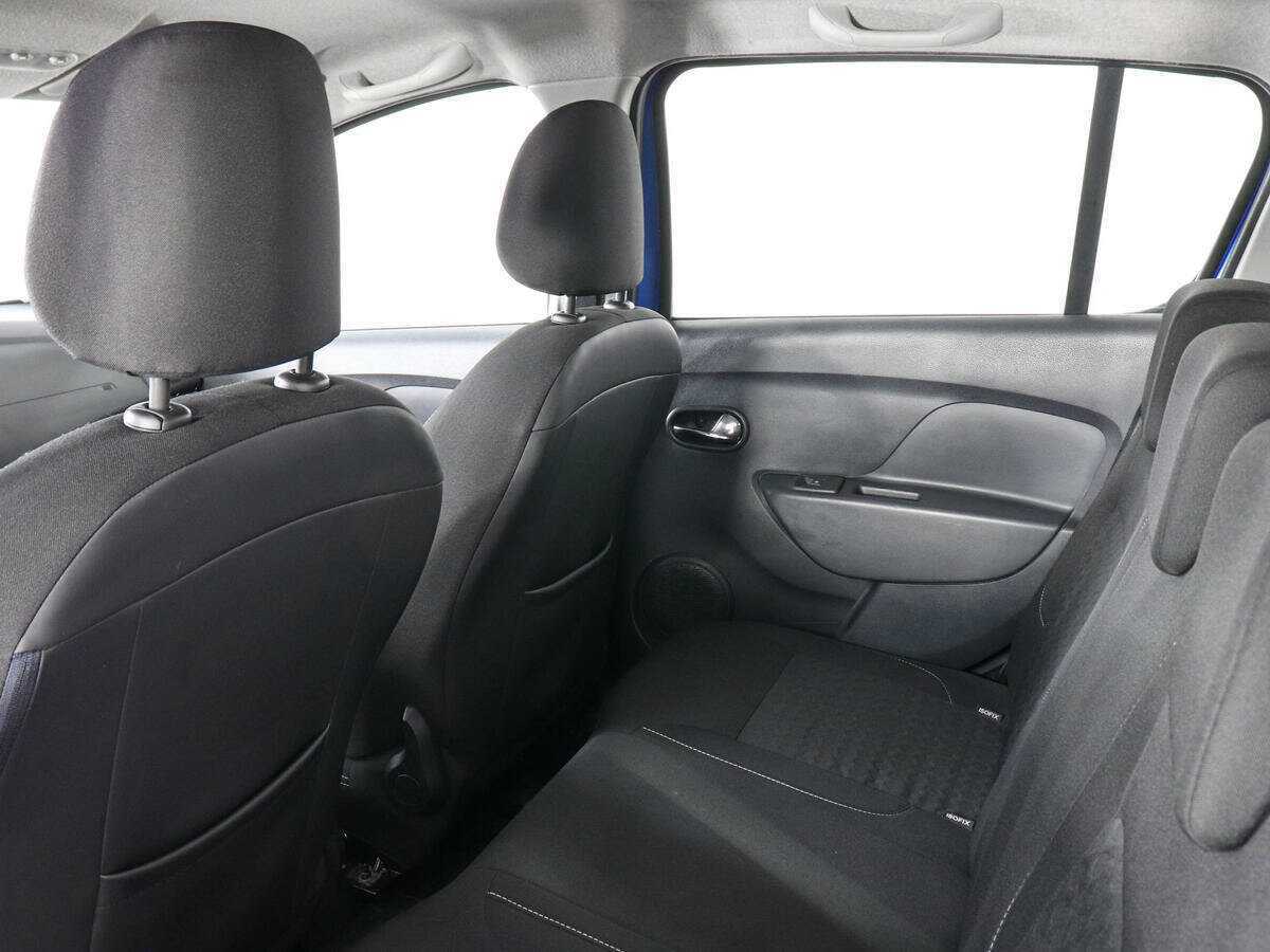 Renault Sandero б/у, 2016, Механическая. Фото: #11