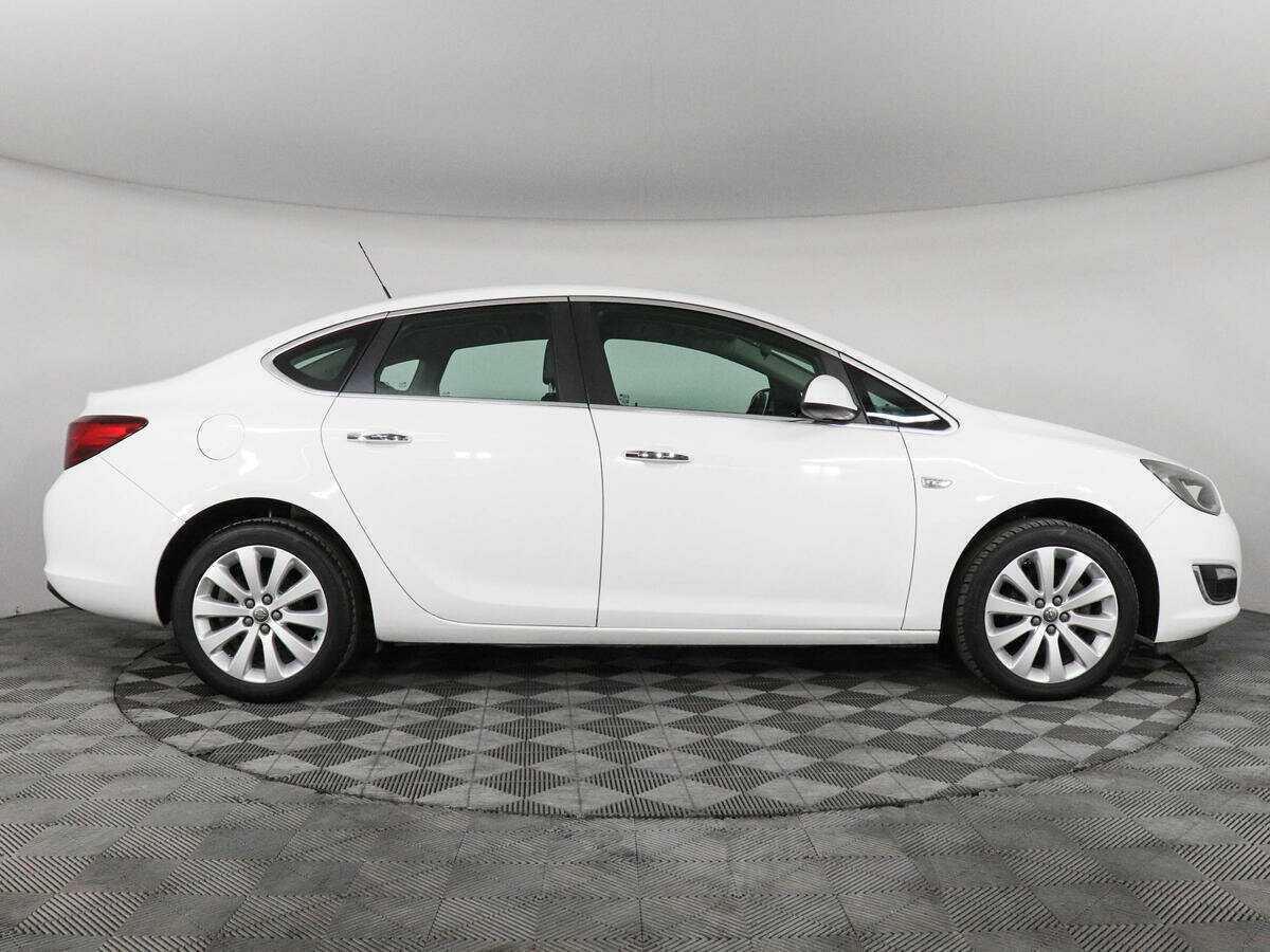 Opel Astra б/у, 2013, Автоматическая. Фото: #3