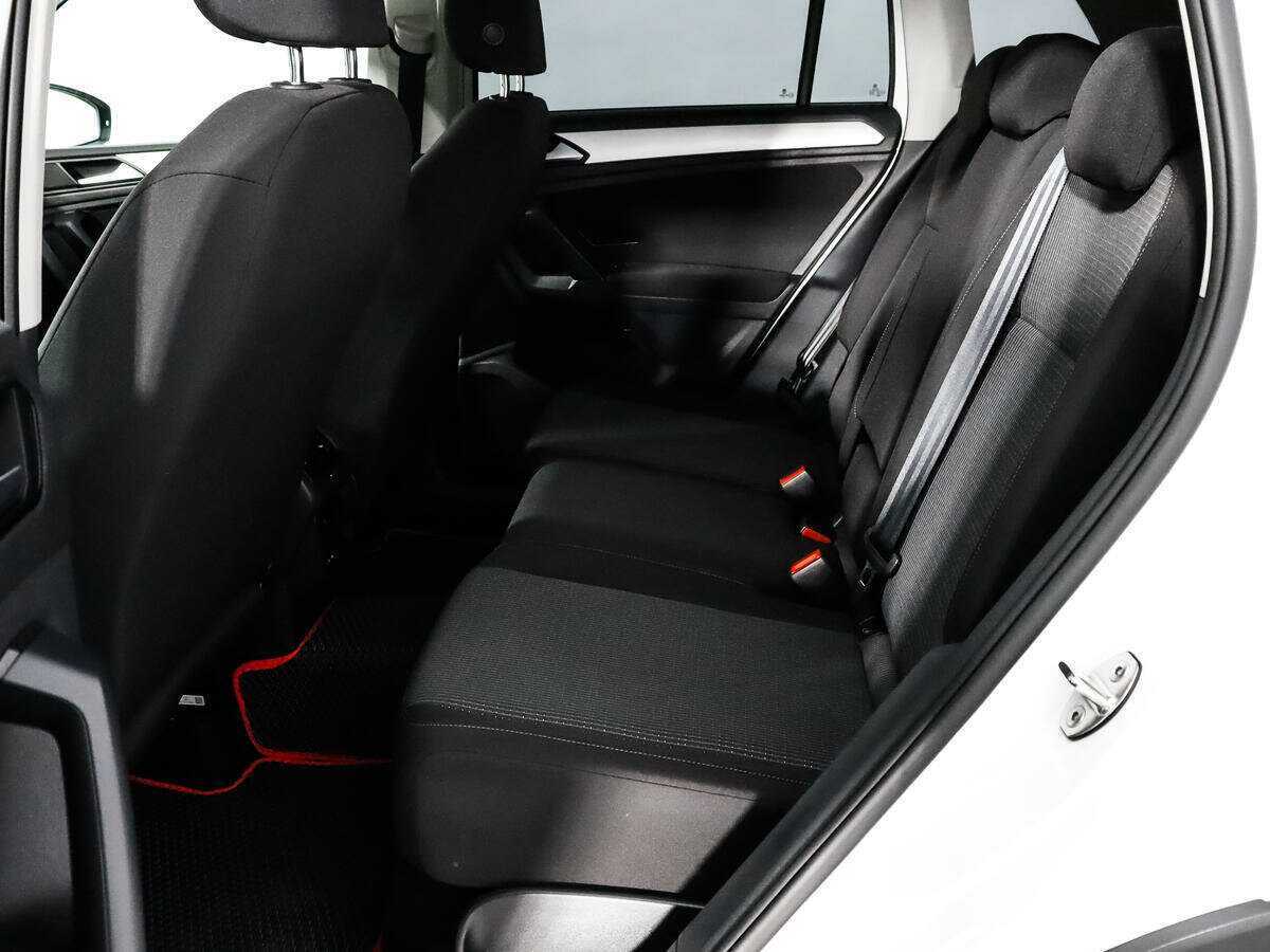 Volkswagen Tiguan б/у, 2021, Роботизированная. Фото: #7