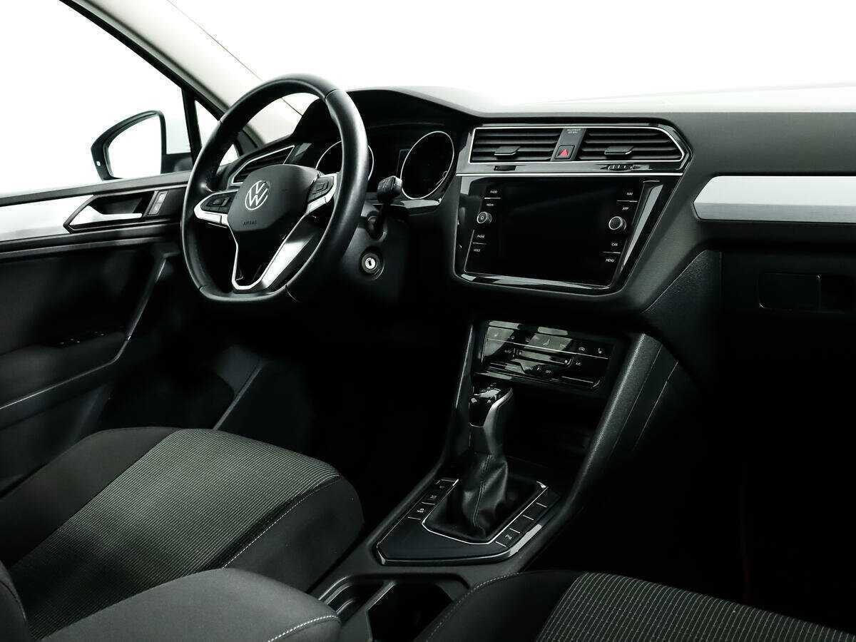 Volkswagen Tiguan б/у, 2021, Роботизированная. Фото: #10