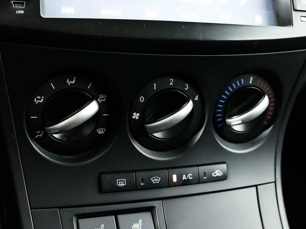 Mazda 3 б/у, 2013, Автоматическая. Фото: #14