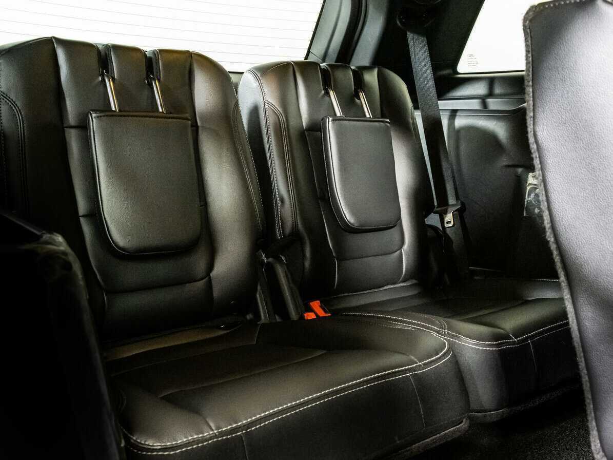 Ford Explorer б/у, 2016, Автоматическая. Фото: #15