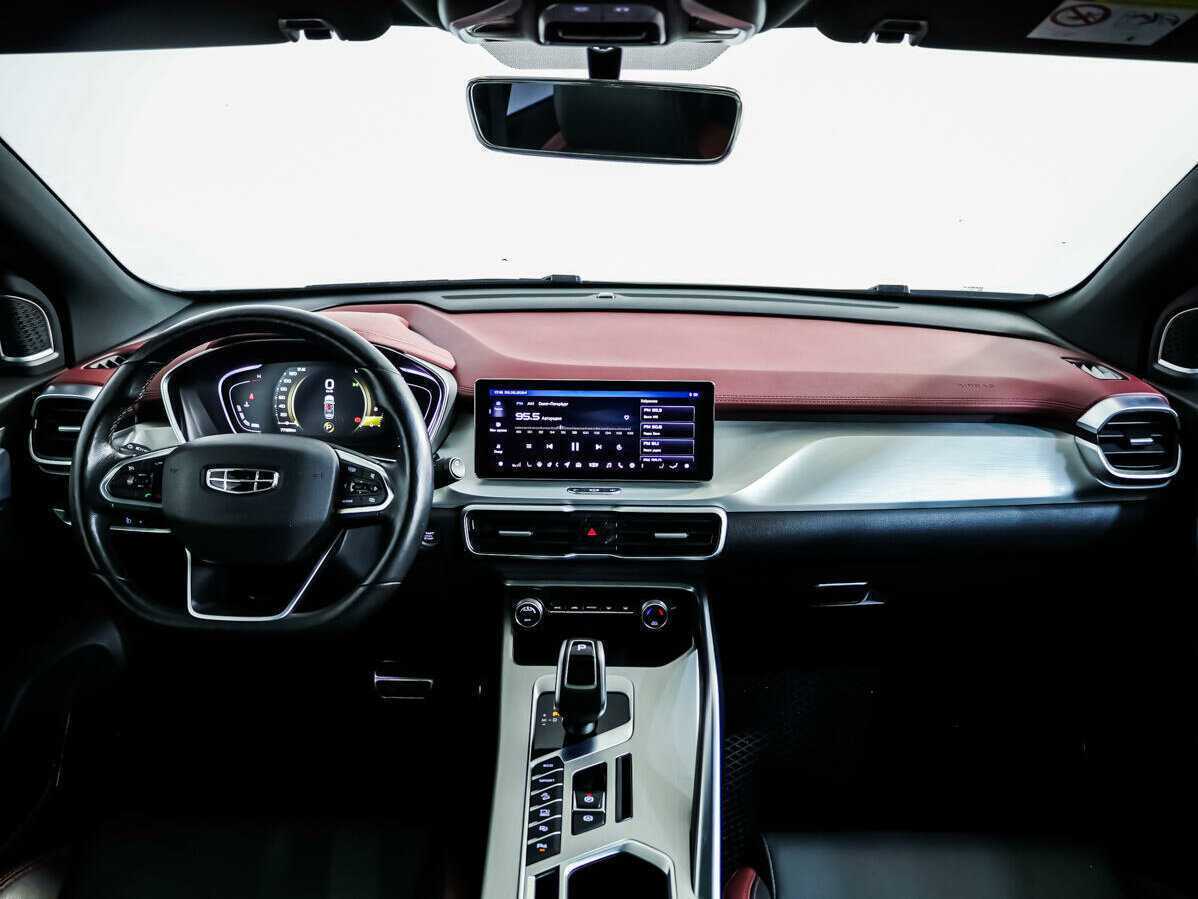 Geely Coolray б/у, 2021, Роботизированная. Фото: #8