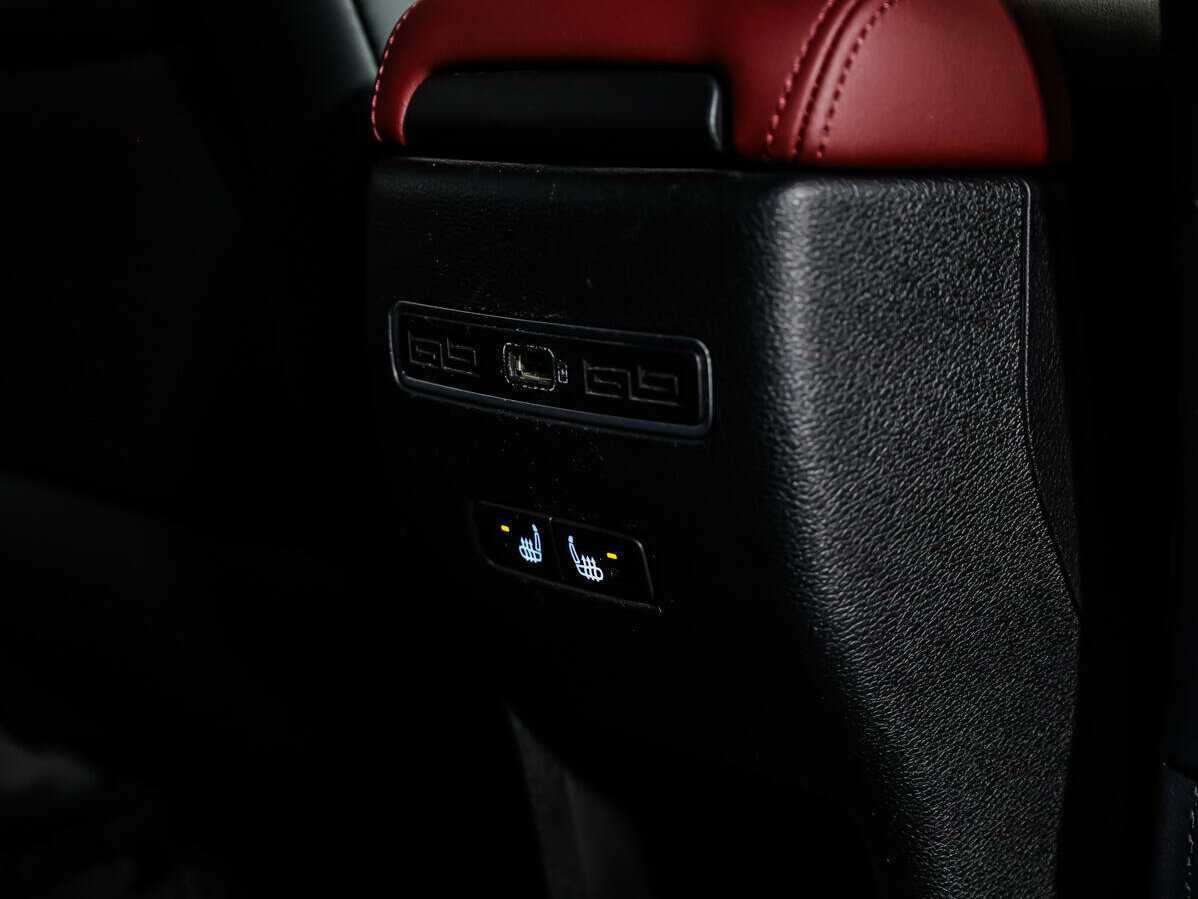 Geely Coolray б/у, 2021, Роботизированная. Фото: #15