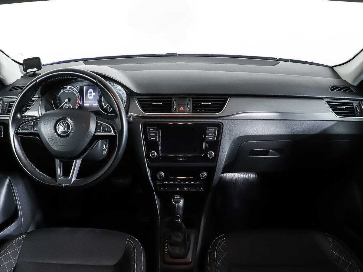 Skoda Rapid б/у, 2017, Роботизированная. Фото: #4