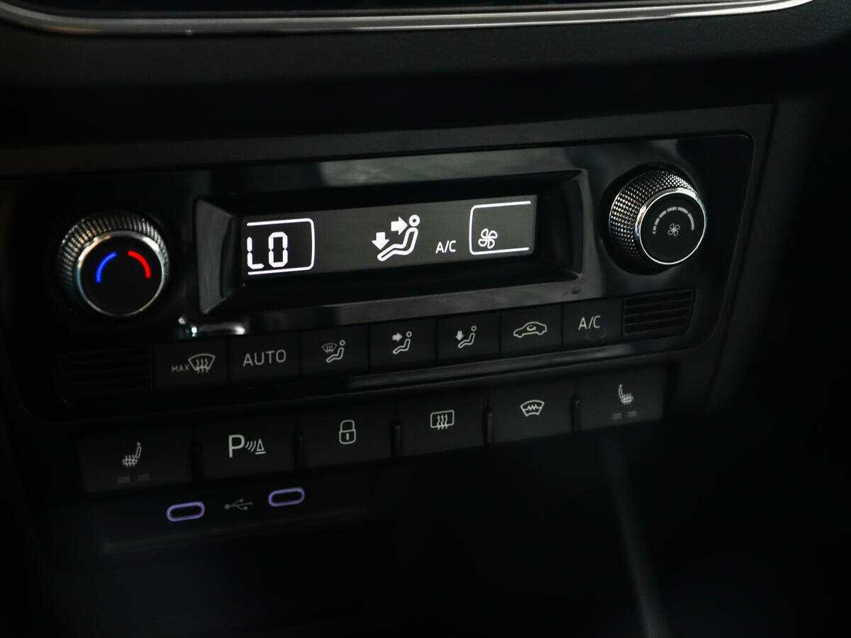 Шкода Рапид б/у, 2022, Автоматическая. Фото: #13