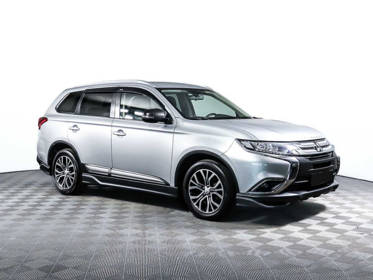 Mitsubishi Outlander б/у, 2018, Вариатор. Фото: #2