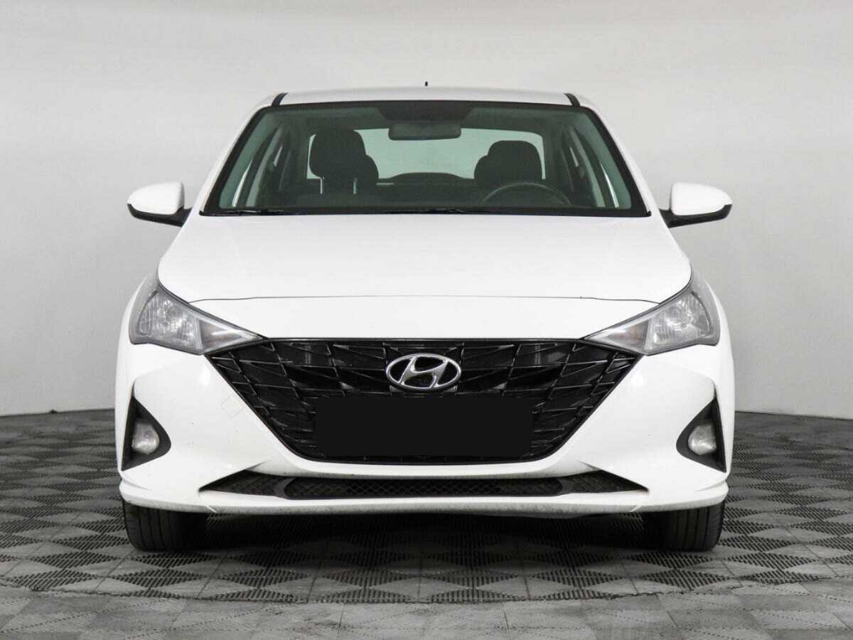 Hyundai Solaris б/у, 2022, Автоматическая. Фото: #1