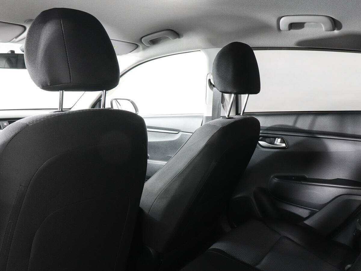 Kia Rio б/у, 2021, Автоматическая. Фото: #11