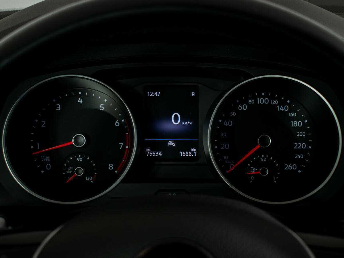 Volkswagen Tiguan б/у, 2020, Роботизированная. Фото: #9