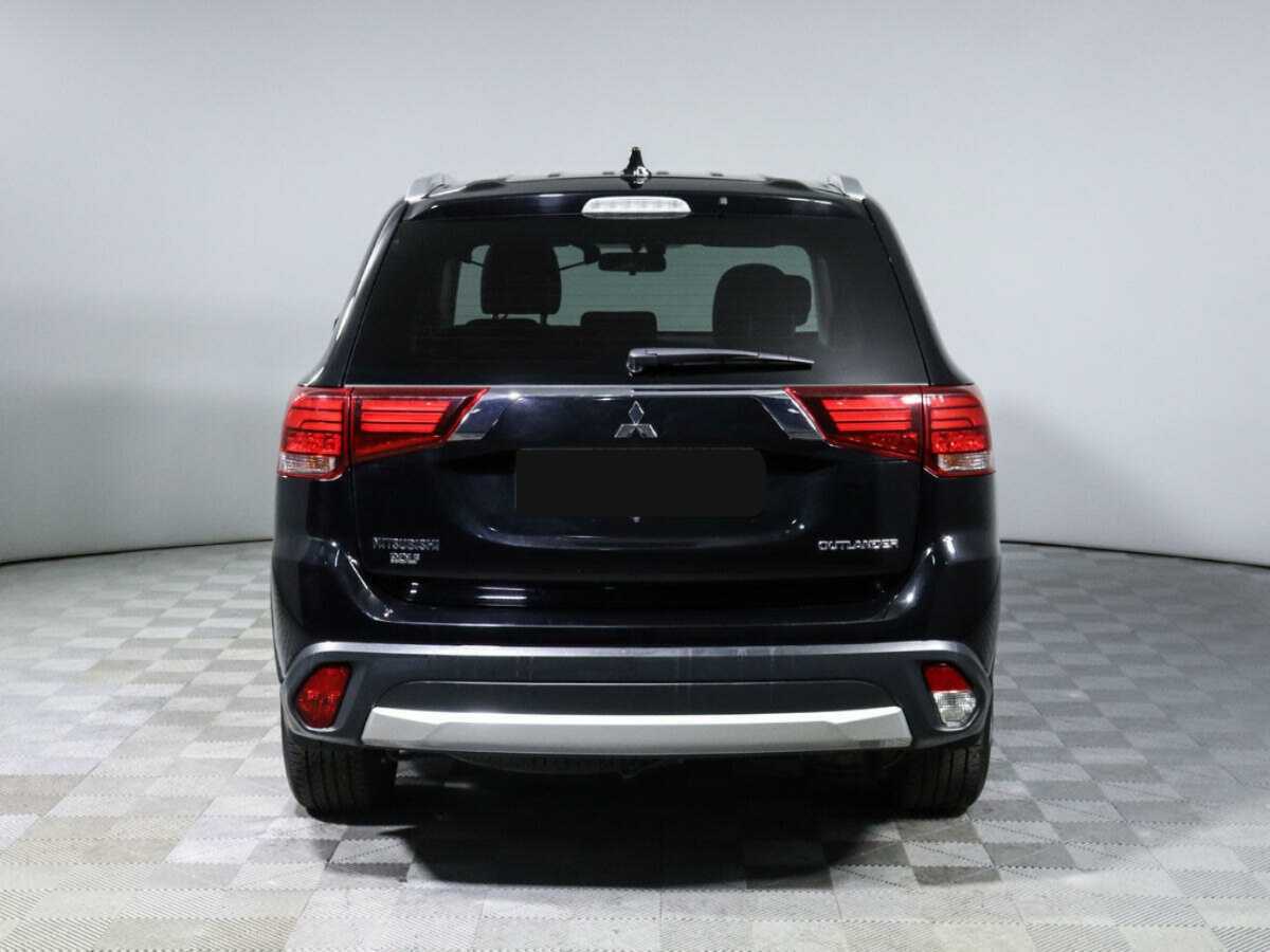 Mitsubishi Outlander б/у, 2018, Вариатор. Фото: #4