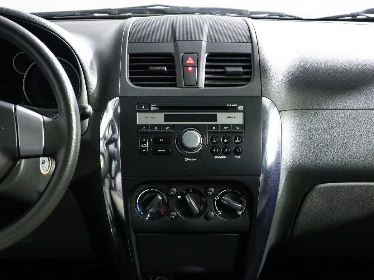 Suzuki SX4 б/у, 2014, Механическая. Фото: #12