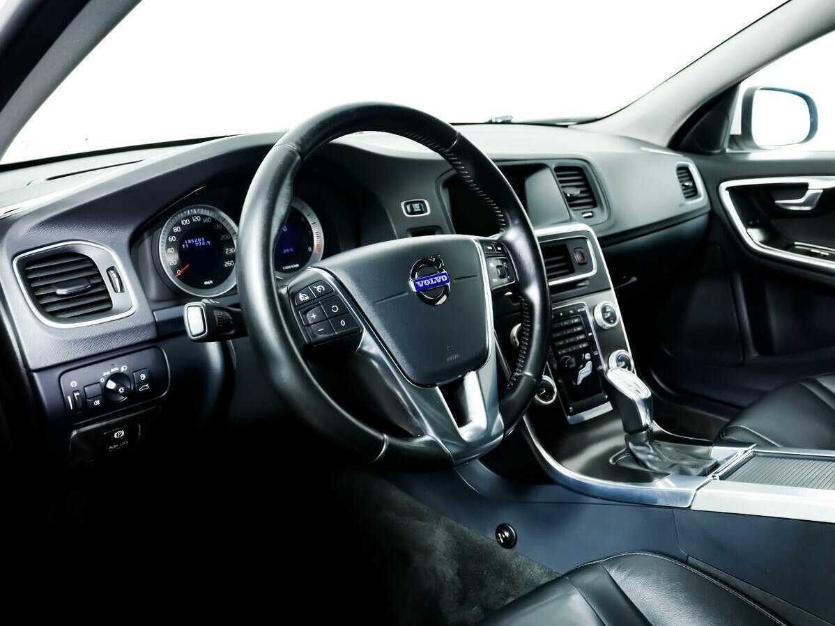 Volvo S60 б/у, 2012, Автоматическая. Фото: #12