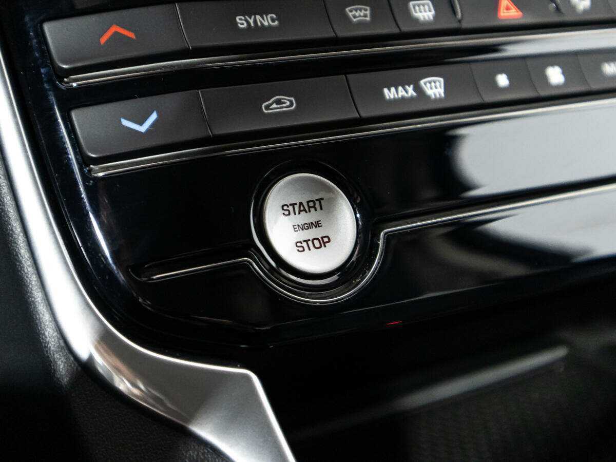 Jaguar XF б/у, 2016, Автоматическая. Фото: #20