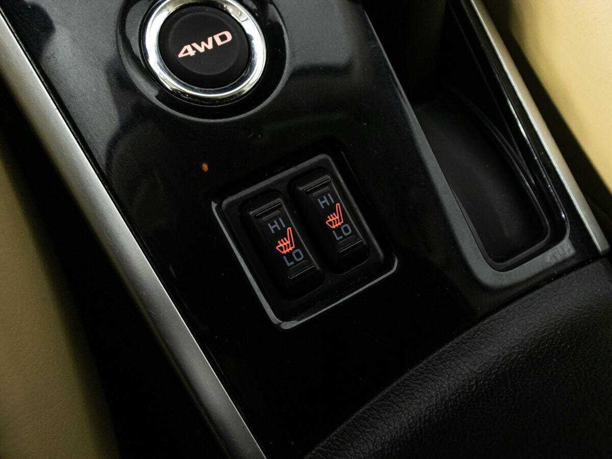 Mitsubishi Outlander б/у, 2018, Вариатор. Фото: #16