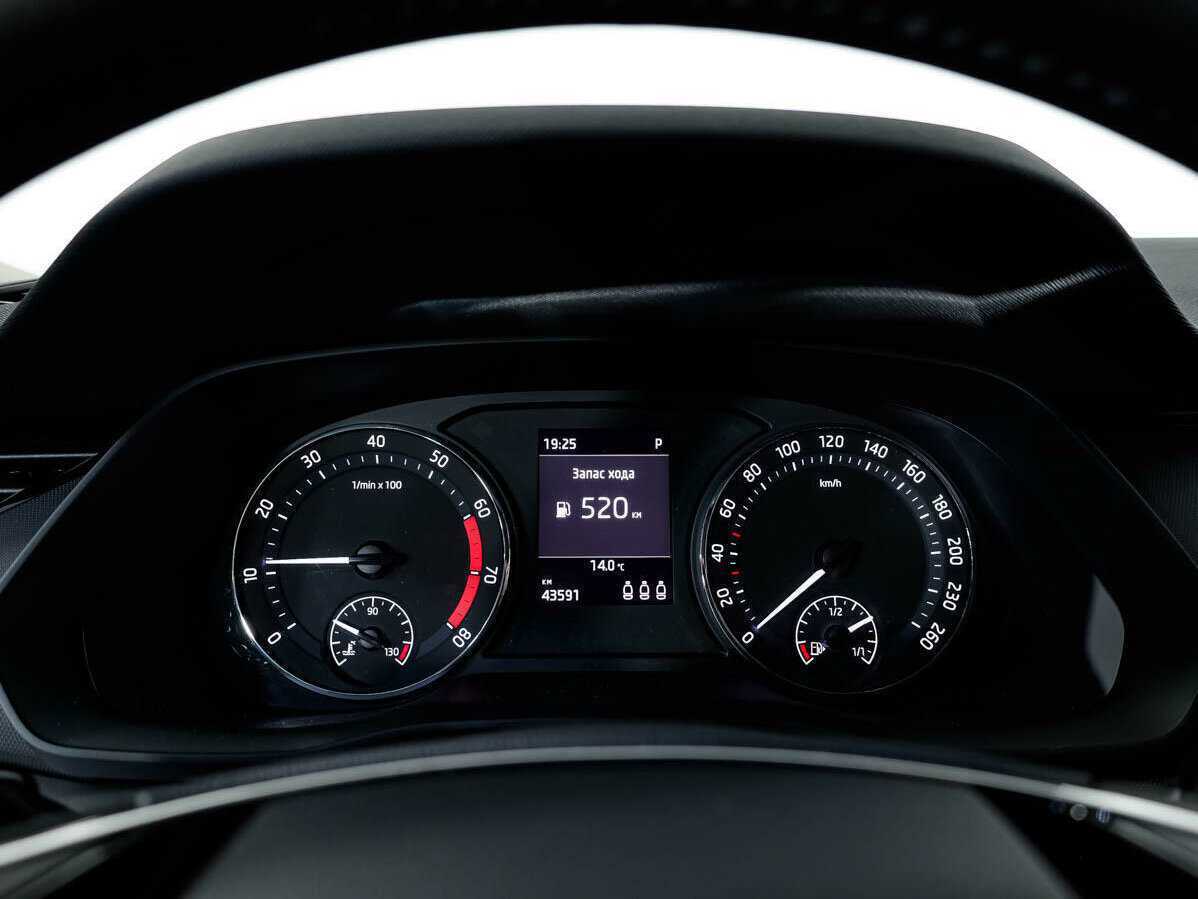 Skoda Octavia б/у, 2021, Роботизированная. Фото: #17