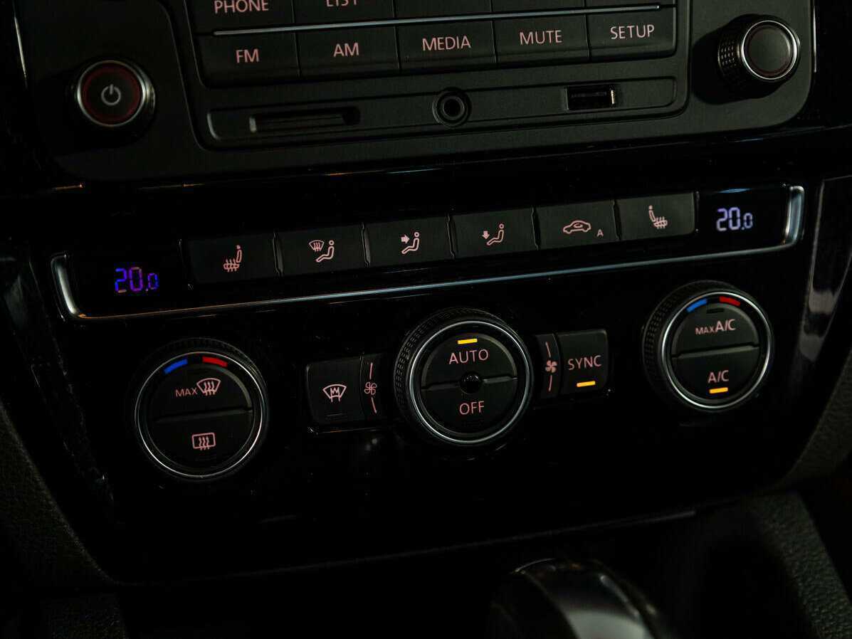 Volkswagen Jetta б/у, 2016, Автоматическая. Фото: #14