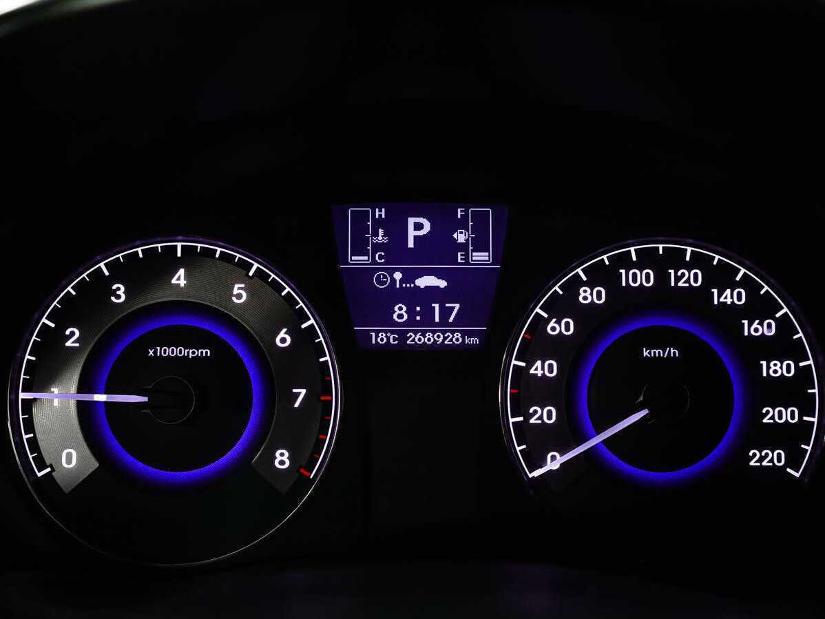 Hyundai Solaris б/у, 2015, Автоматическая. Фото: #9