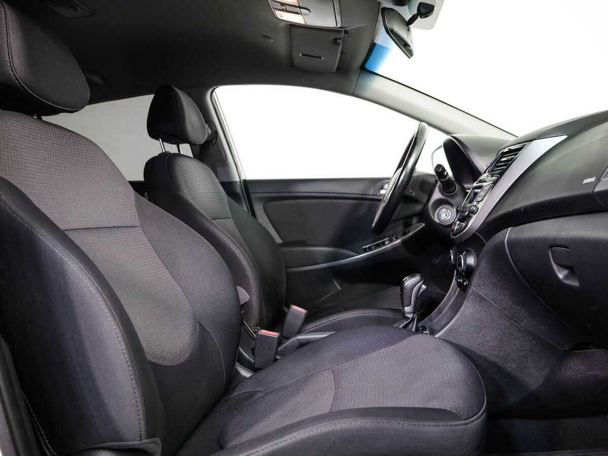 Hyundai Solaris б/у, 2015, Автоматическая. Фото: #10