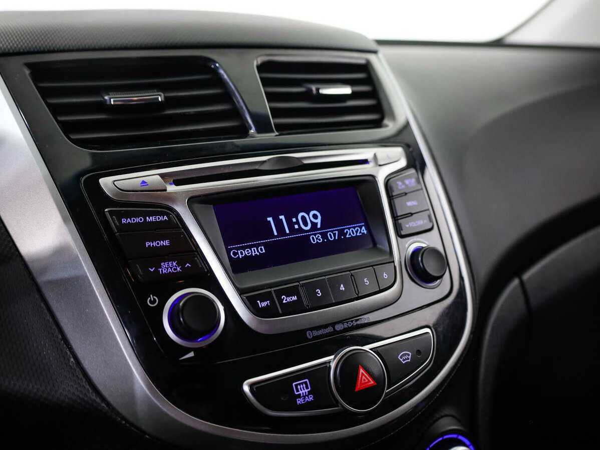 Hyundai Solaris б/у, 2015, Автоматическая. Фото: #13