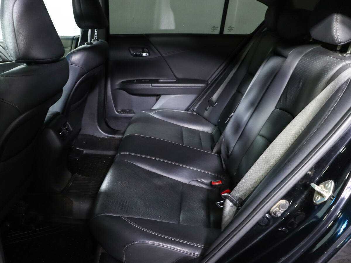 Honda Accord б/у, 2013, Автоматическая. Фото: #7