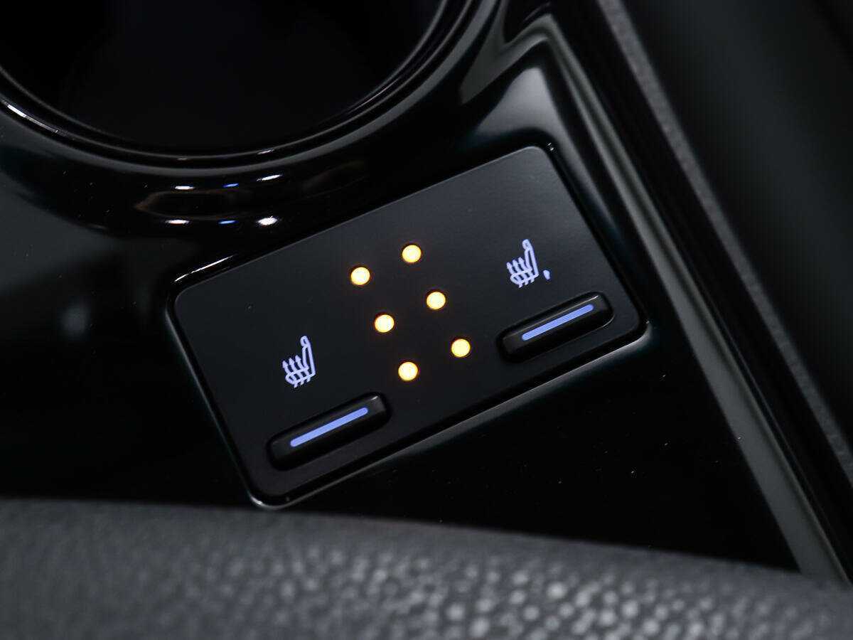 Toyota Camry б/у, 2020, Автоматическая. Фото: #16