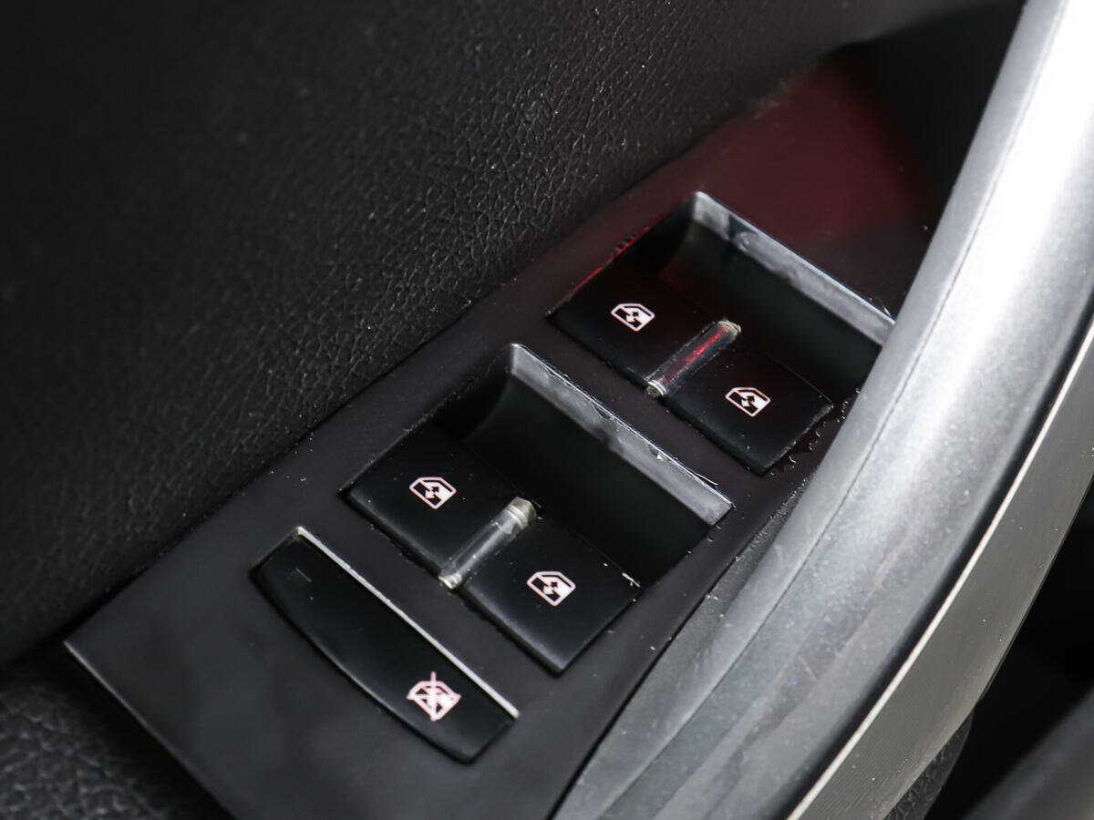 Opel Astra б/у, 2013, Автоматическая. Фото: #13