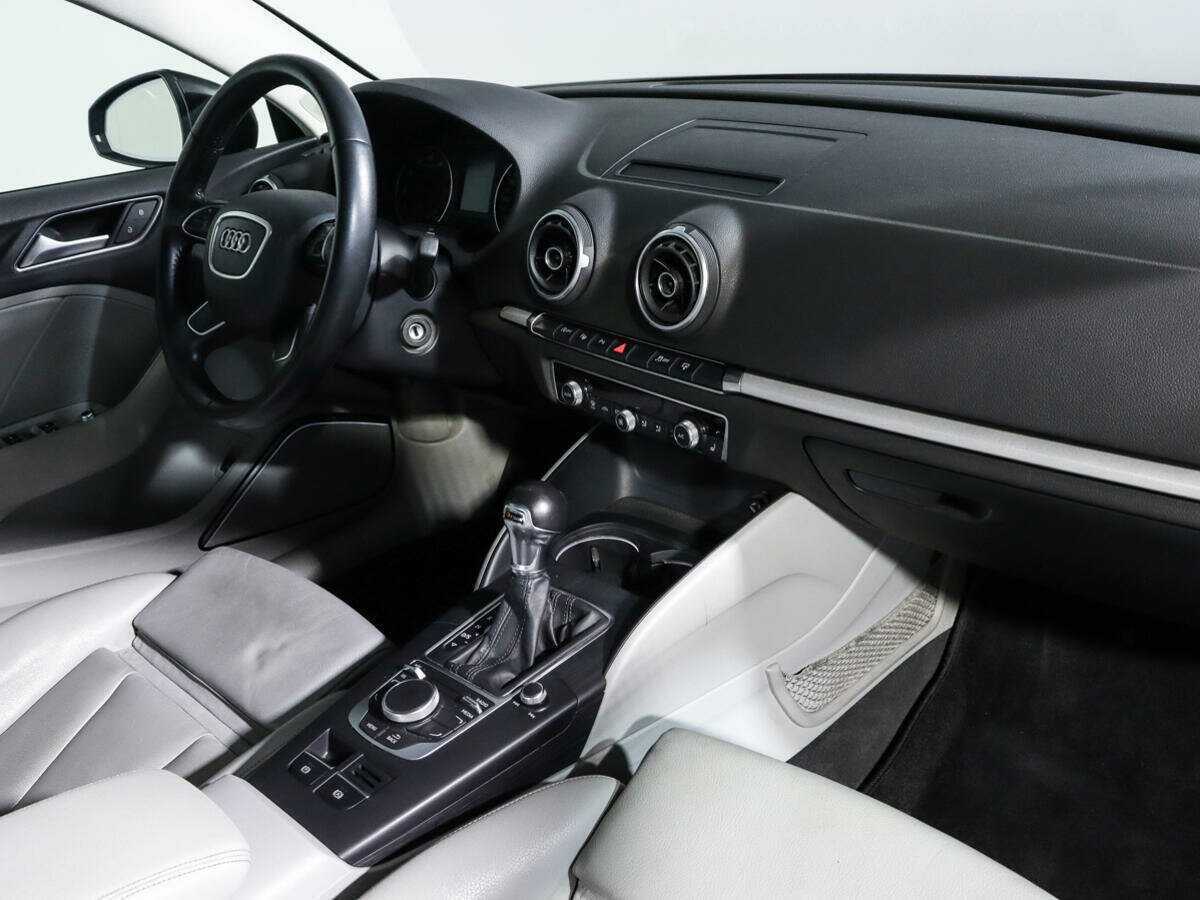 Audi A3 б/у, 2015, Роботизированная. Фото: #6