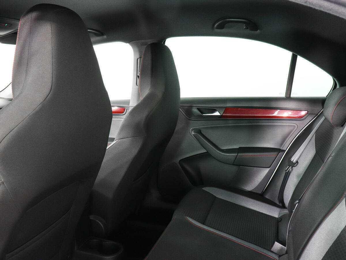 Volkswagen Polo б/у, 2021, Автоматическая. Фото: #11