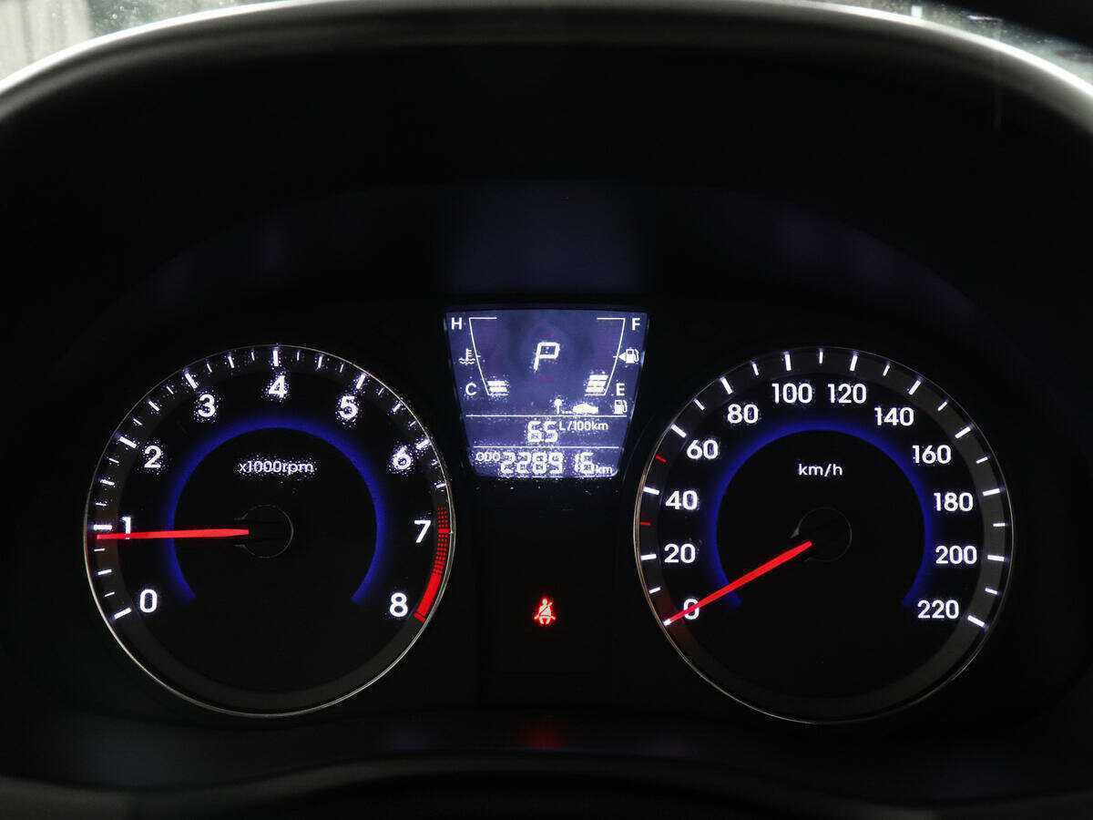 Хендай Солярис б/у, 2012, Автоматическая. Фото: #6