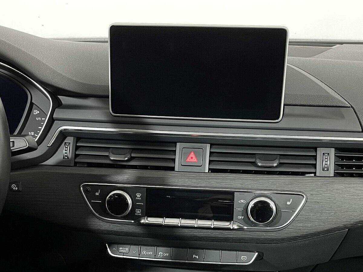 Audi A4 б/у, 2018, Роботизированная. Фото: #11