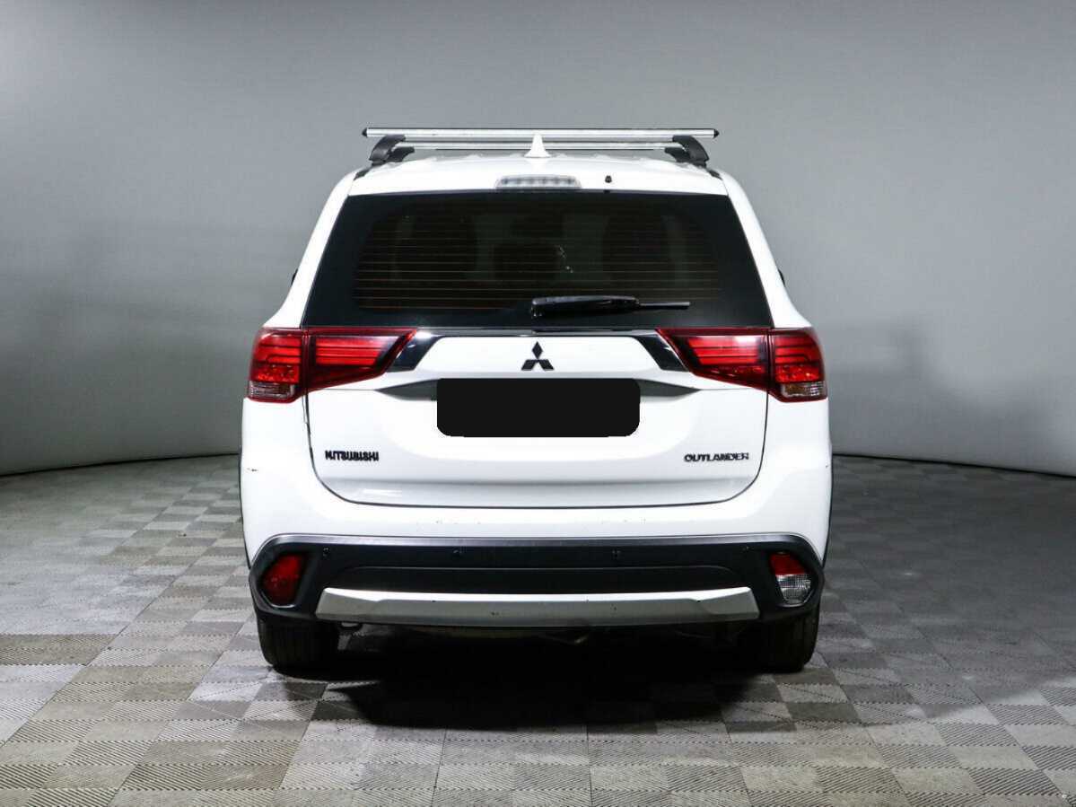 Mitsubishi Outlander б/у, 2018, Вариатор. Фото: #4