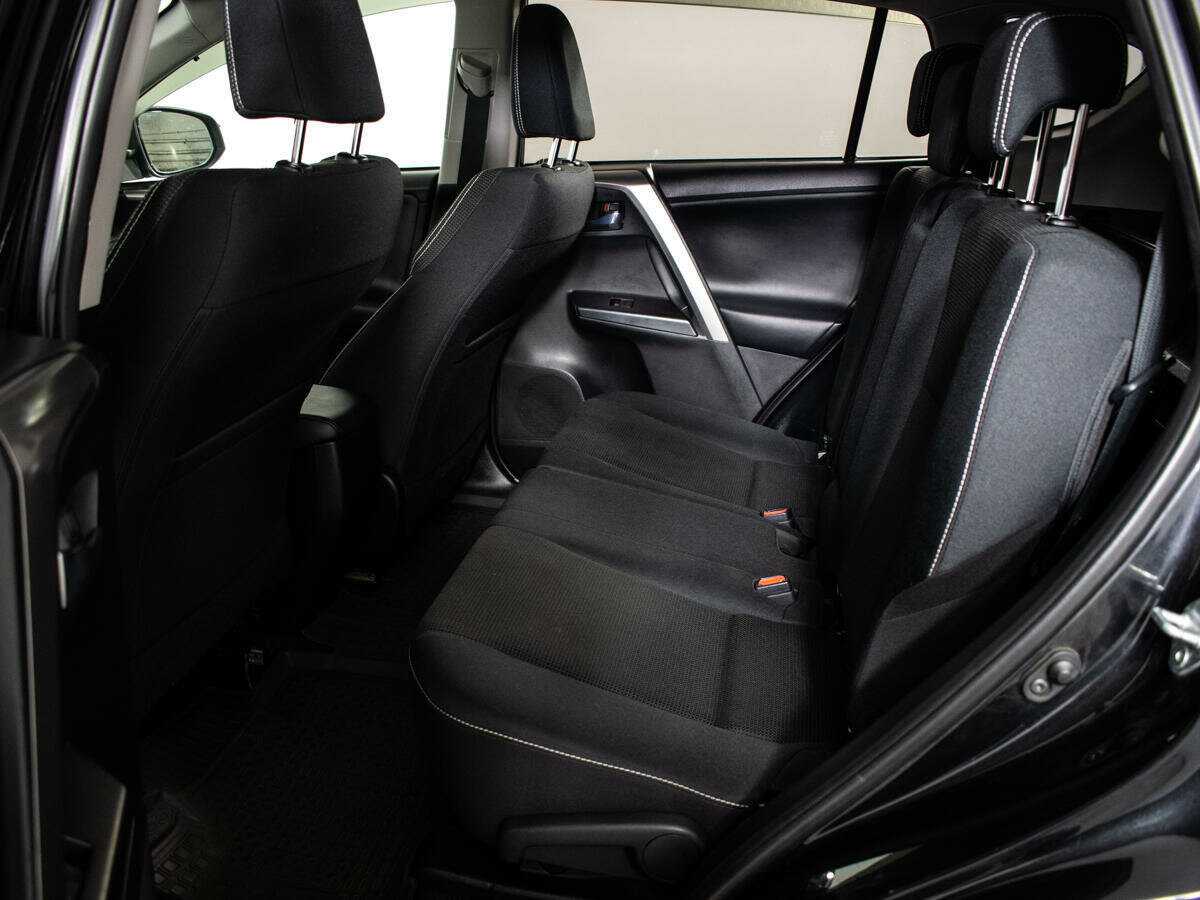 Toyota RAV4 б/у, 2016, Автоматическая. Фото: #7