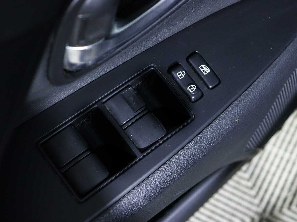 Toyota Avensis б/у, 2018, Механическая. Фото: #13