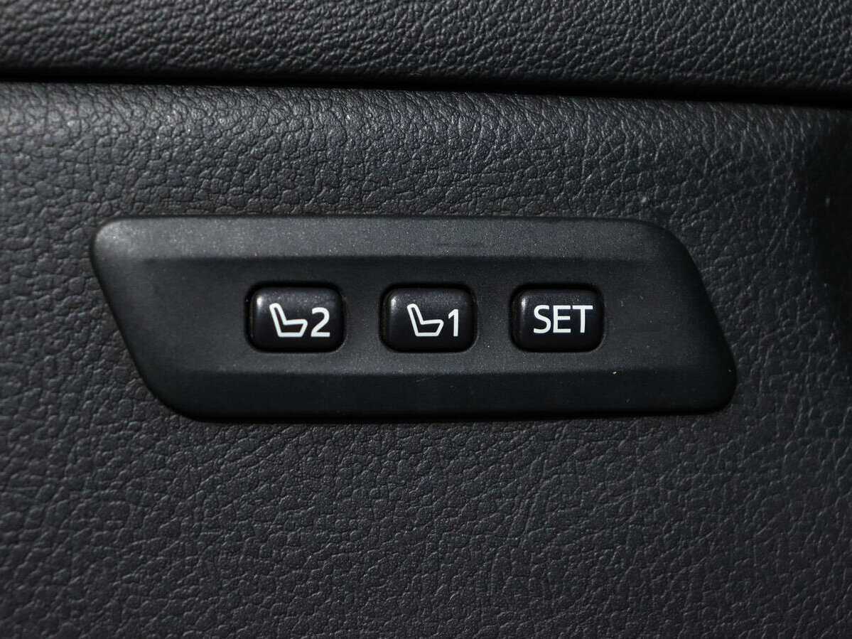 Toyota Avensis б/у, 2018, Механическая. Фото: #14