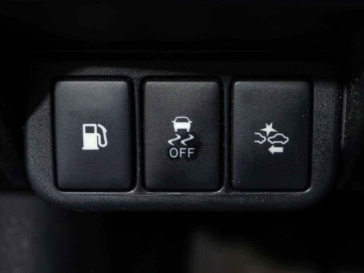 Toyota Avensis б/у, 2018, Механическая. Фото: #16